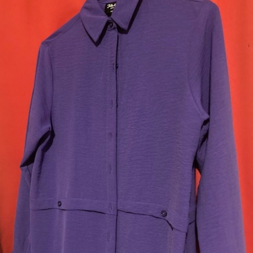 Jolie & Joy purple blouse, size small--women's